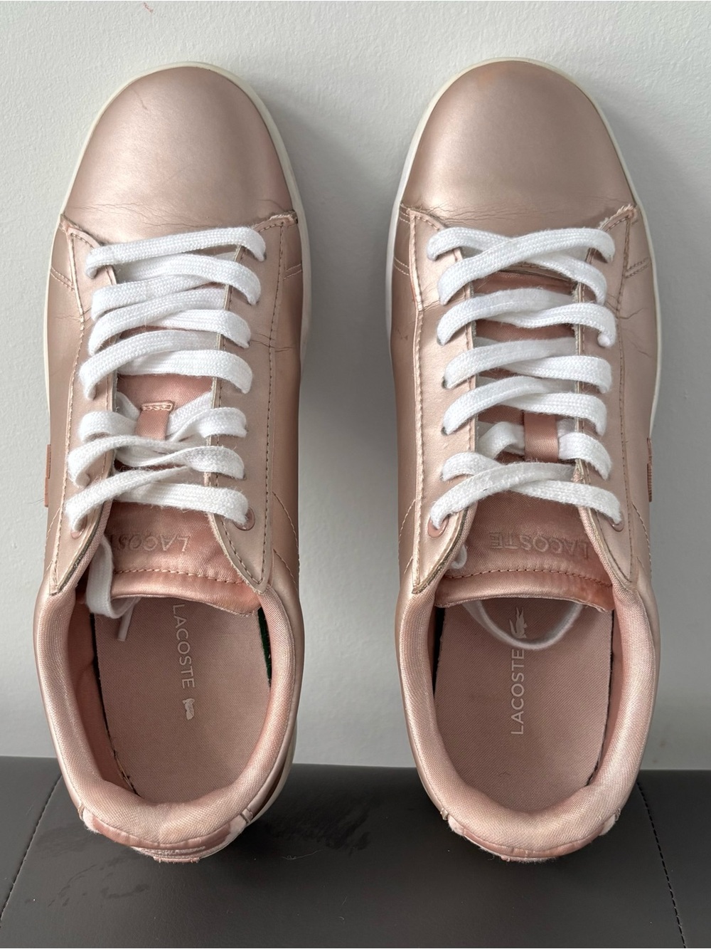 Lacoste Metallic Rose Gold Sneakers with White Laces - Picture 3 of 5